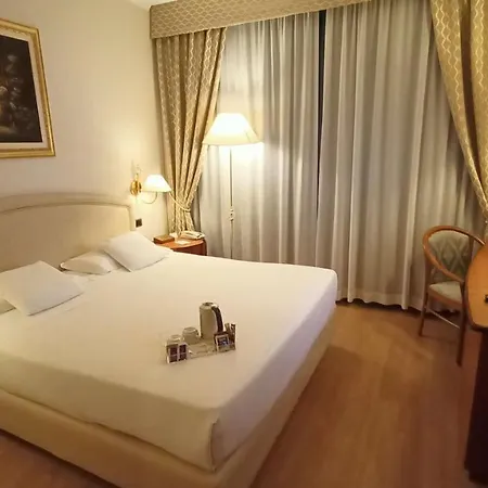 Hotel Western Globus