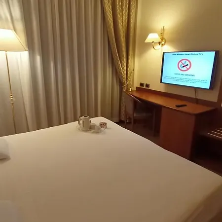 Western Globus Hotel 4*