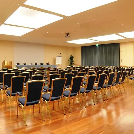 Hotel Western Globus 4*
