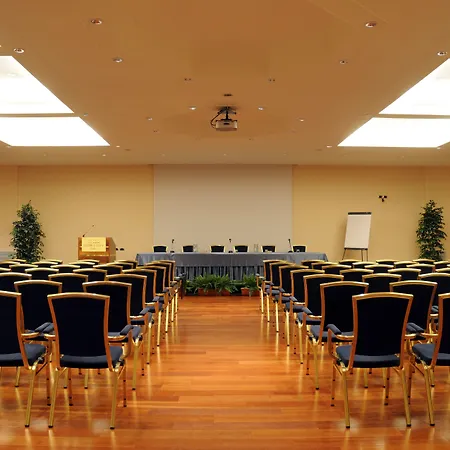 Western Globus Hotel