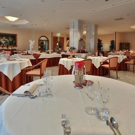 Western Globus Hotel Forlì