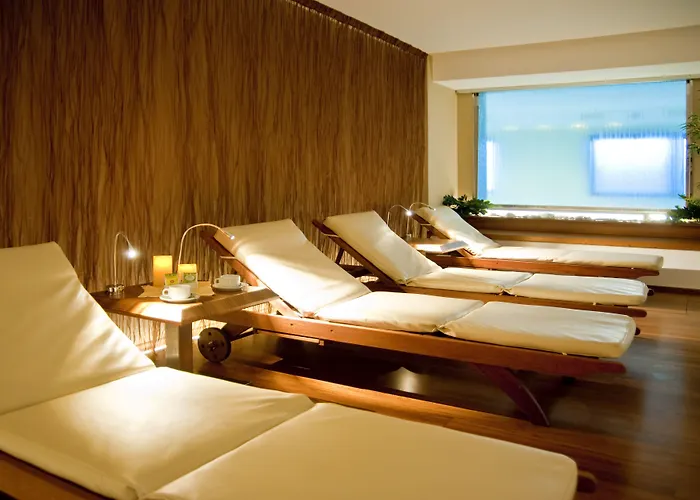 Otel Western Globus 4*